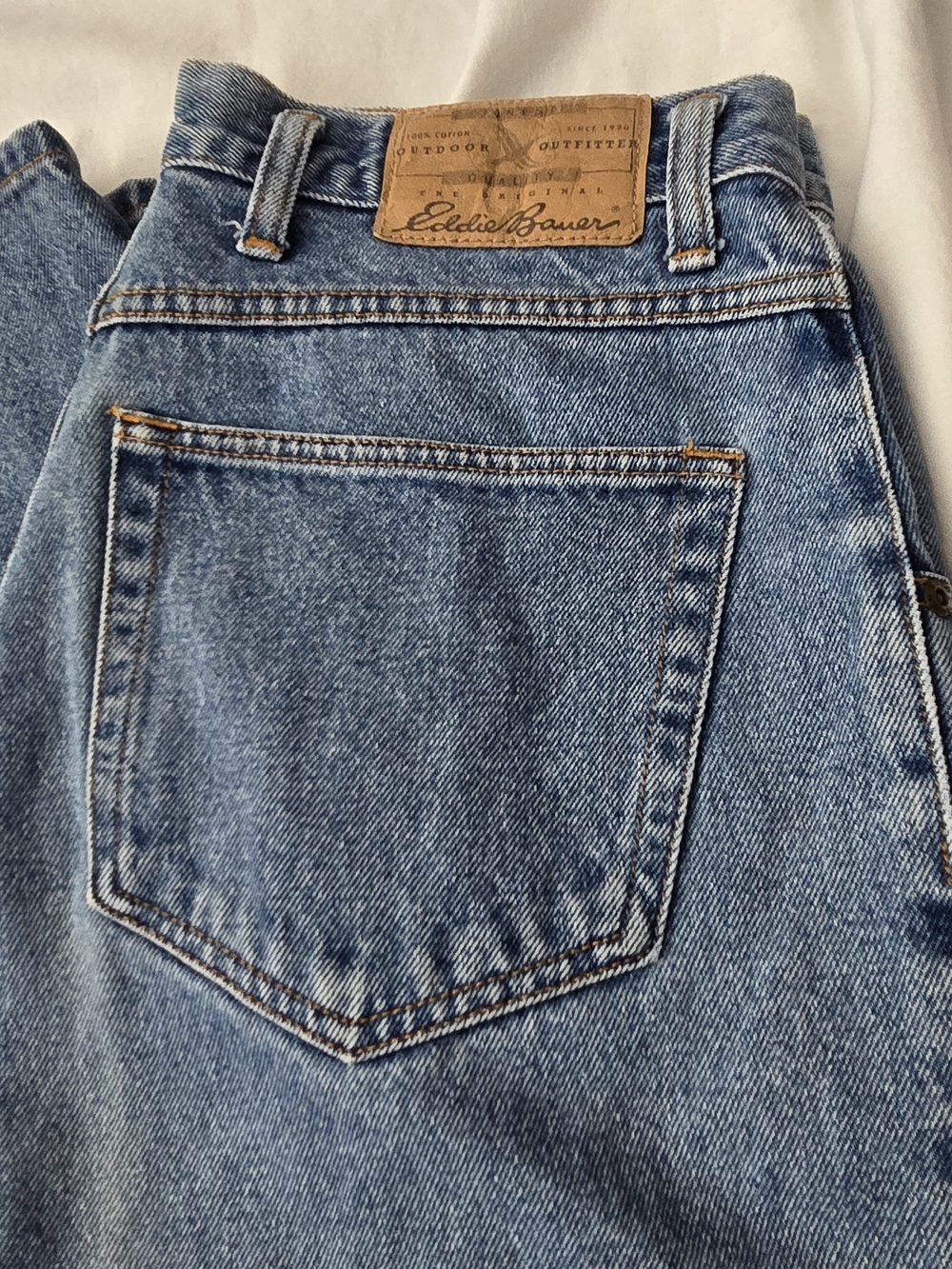 Eddie Bauer Women's Relaxed Fit Blue Denim Jeans Petite